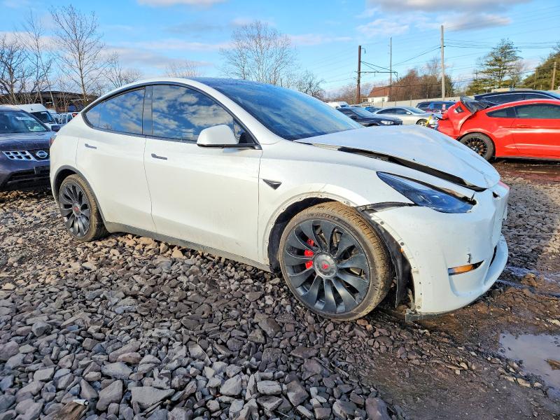 Photo 4 from auction – 2022 TESLA MODEL Y with VIN 7SAYGDEF5NF461967