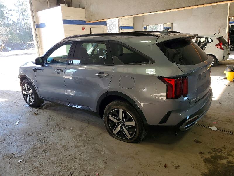 Photo 2 from auction – 2023 KIA SORENTO EX with VIN 5XYRH4LF5PG172097