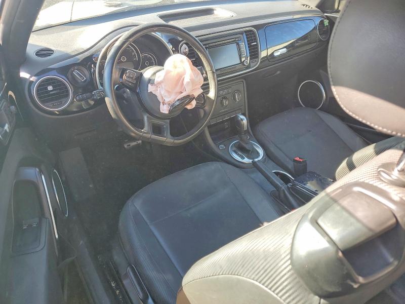 Photo 8 from auction – 2013 VOLKSWAGEN BEETLE with VIN 3VWJP7AT4DM690255