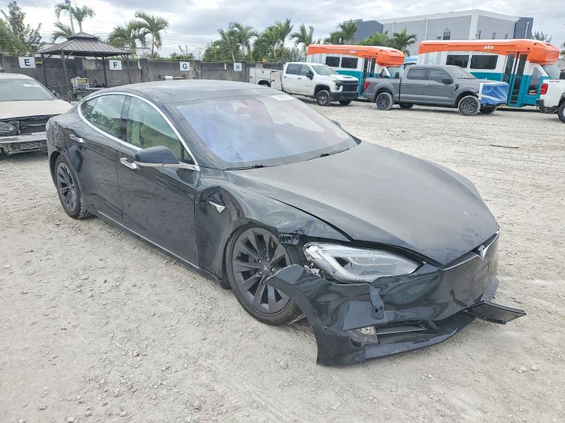 Photo 4 from auction – 2018 TESLA MODEL S with VIN 5YJSA1E22JF249814
