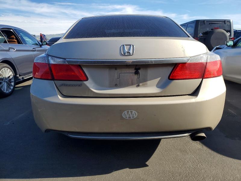Photo 6 from auction – 2015 HONDA ACCORD with VIN 1HGCR2F35FA107159