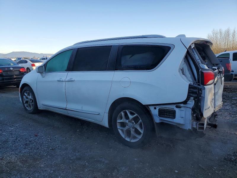 Photo 2 from auction – 2020 CHRYSLER PACIFICA with VIN 2C4RC1BG9LR142582