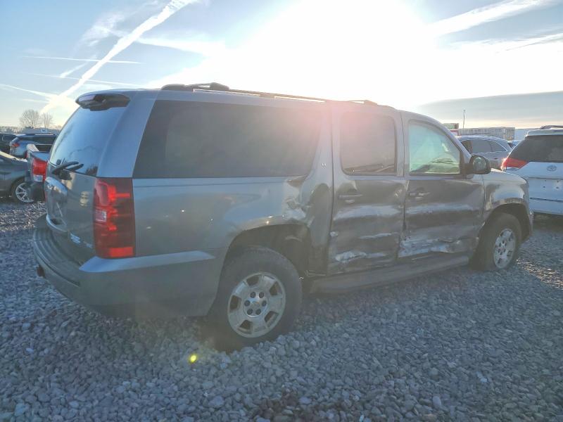 Photo 3 from auction – 2009 CHEVROLET SUBURBAN with VIN 1GNFK26359R280242