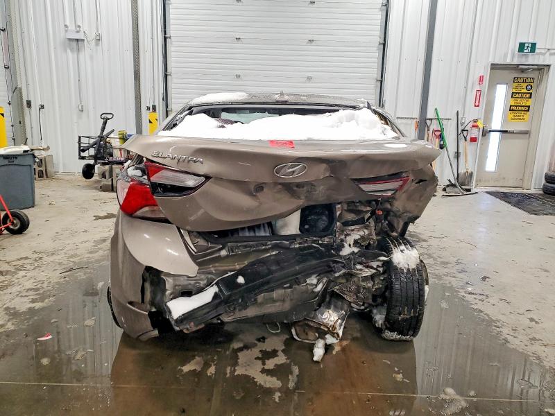 Photo 6 from auction – 2016 HYUNDAI ELANTRA with VIN 5NPDH4AE3GH658484
