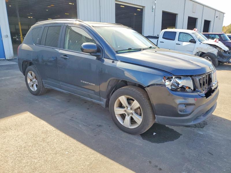 Photo 4 from auction – 2014 JEEP COMPASS LA with VIN 1C4NJDEB8ED622852