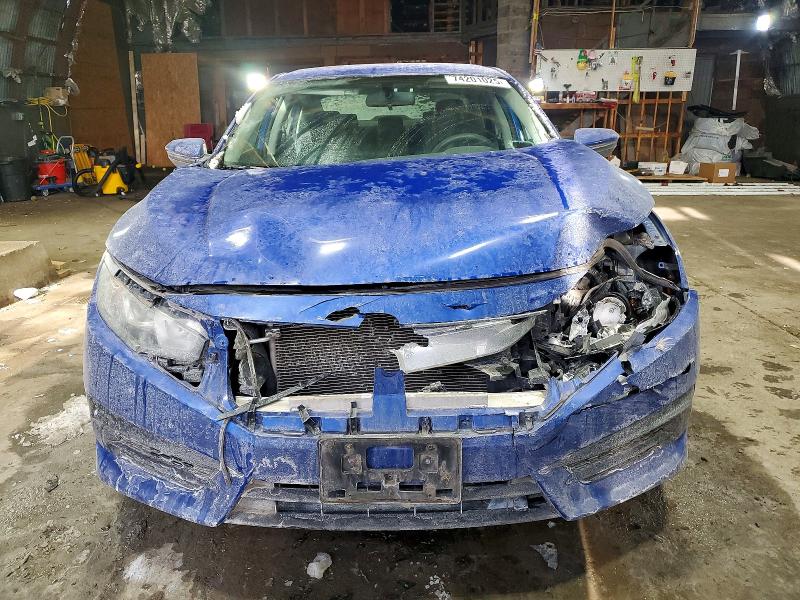 Photo 5 from auction – 2016 HONDA CIVIC with VIN 19XFC2F56GE205842