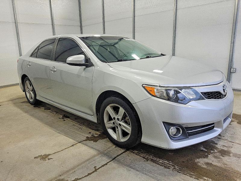 Photo 4 from auction – 2014 TOYOTA CAMRY L with VIN 4T1BF1FK1EU443582
