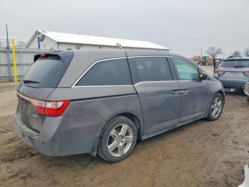 Photo 3 from auction – 2012 HONDA ODYSSEY with VIN 5FNRL5H95CB046542