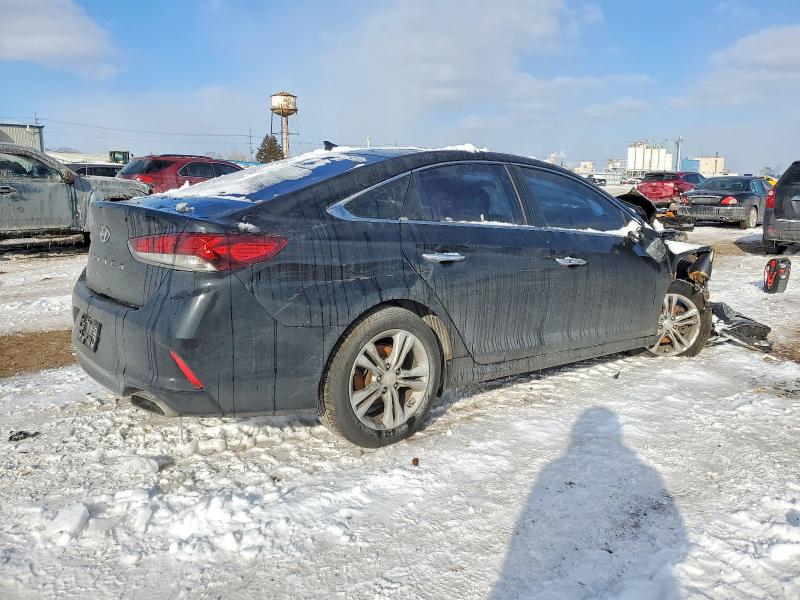 Photo 3 from auction – 2018 HYUNDAI SONATA with VIN 5NPE34AF6JH641763