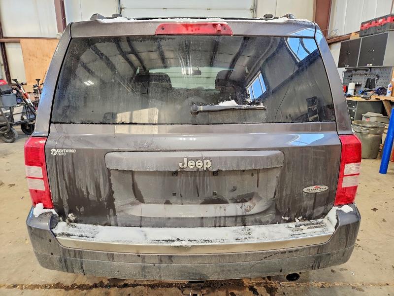 Photo 6 from auction – 2016 JEEP PATRIOT with VIN 1C4NJPAB7GD620908