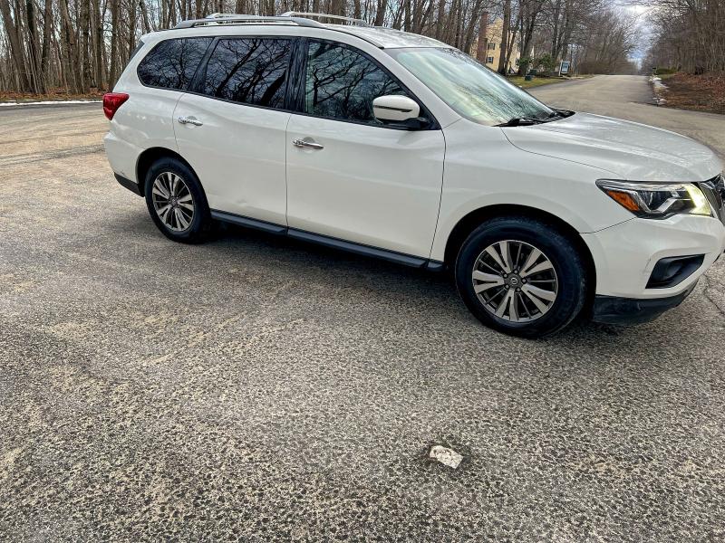 NISSAN PATHFINDER 2020 with VIN 5N1DR2CM2LC577399 - Photo from auction