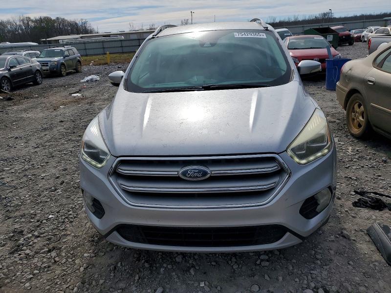 Photo 5 from auction – 2017 FORD ESCAPE TIT with VIN 1FMCU0J98HUD35425