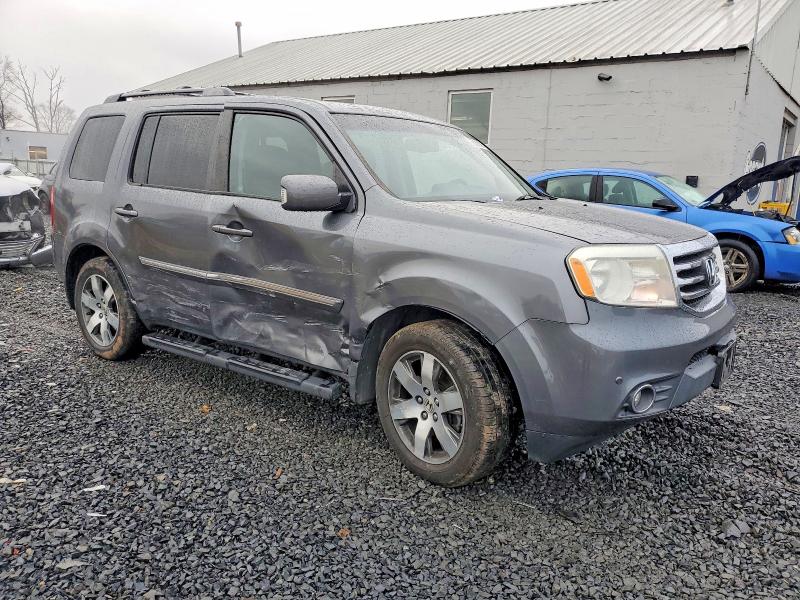 Photo 4 from auction – 2012 HONDA PILOT TOUR with VIN 5FNYF4H95CB033223