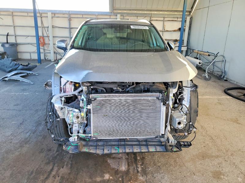 Photo 5 from auction – 2023 TOYOTA RAV4 with VIN 2T3P1RFV5PW398654