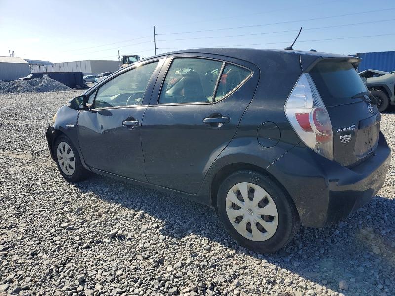 Photo 2 from auction – 2013 TOYOTA PRIUS C with VIN JTDKDTB34D1555457