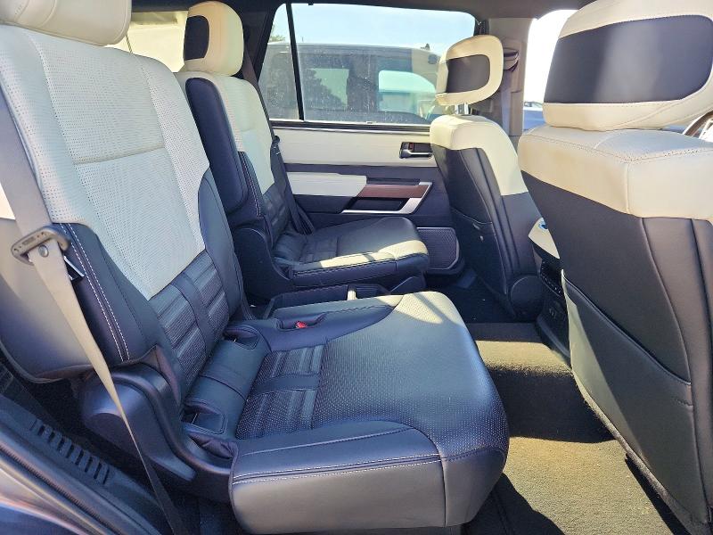 Photo 11 from auction – 2023 TOYOTA SEQUOIA SR with VIN 7SVAAABA9PX009624