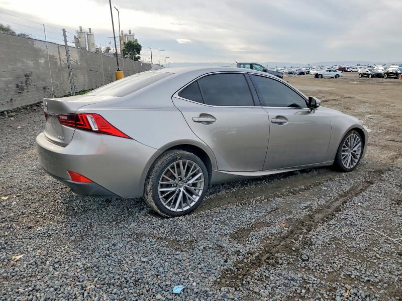 Photo 3 from auction – 2014 LEXUS IS 250 with VIN JTHBF1D26E5030198