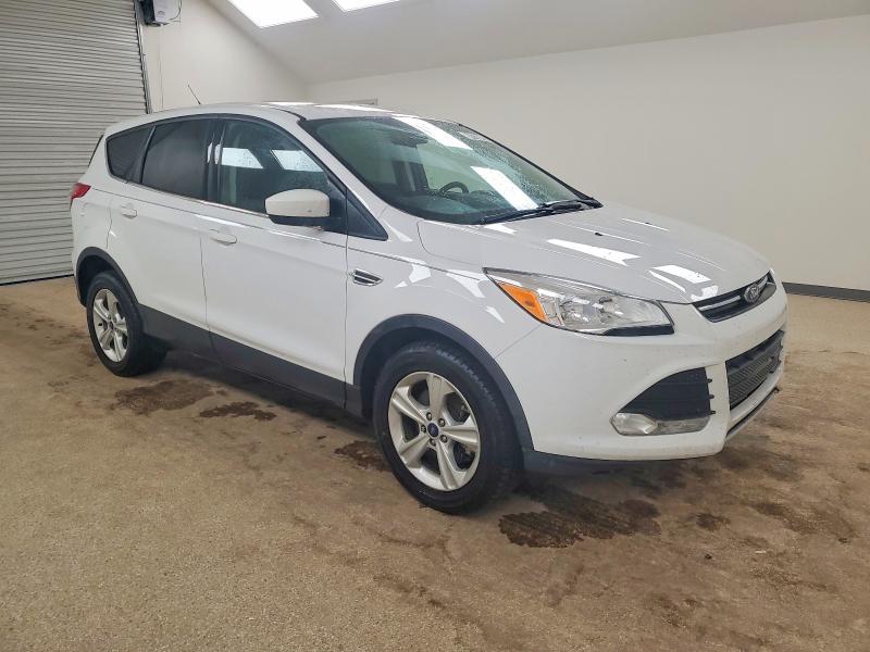 Photo 4 from auction – 2016 FORD ESCAPE with VIN 1FMCU9GXXGUC36811