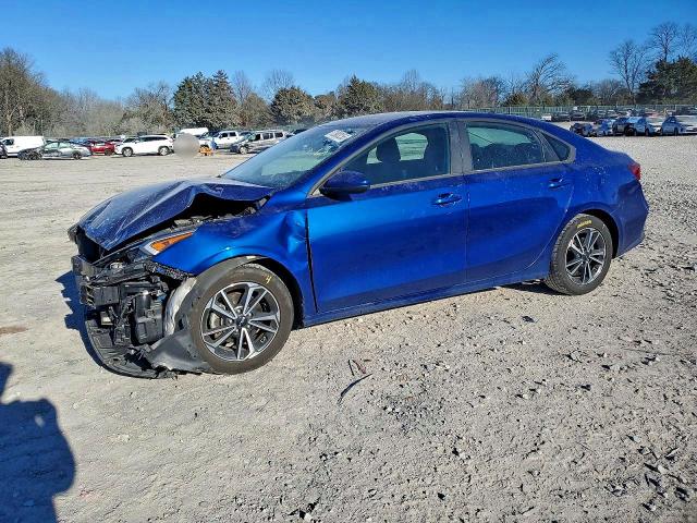 KIA FORTE LX 2023 with VIN 3KPF24AD2PE552002 - Photo from auction