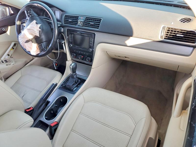 Photo 8 from auction – 2014 VOLKSWAGEN PASSAT with VIN 1VWBT7A30EC060137