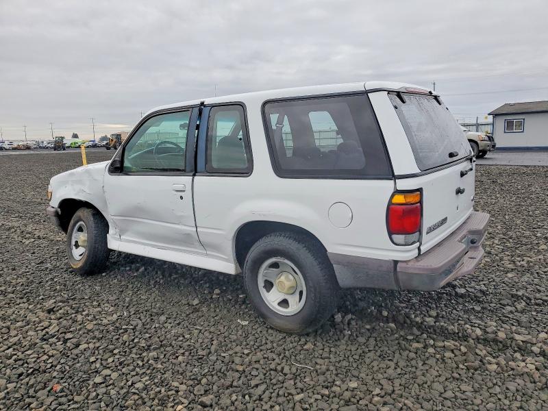Photo 2 from auction – 1997 FORD EXPLORER with VIN 1FMCU24X2VUD48902