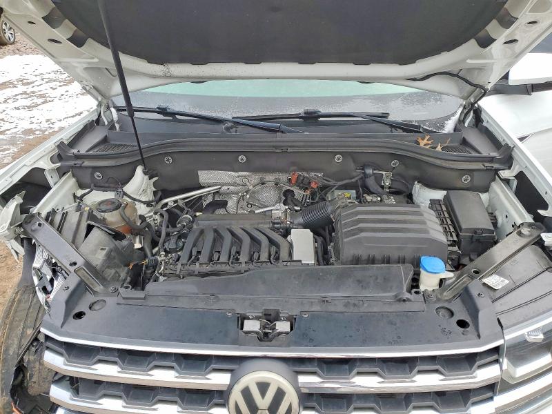 Photo 12 from auction – 2018 VOLKSWAGEN ATLAS SE with VIN 1V2PR2CA6JC575562