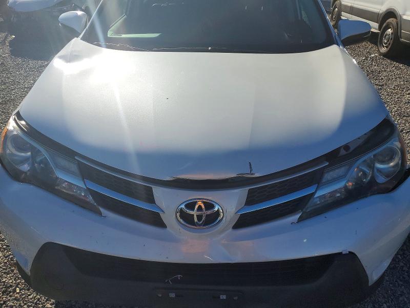 Photo 12 from auction – 2015 TOYOTA RAV4 LIMIT with VIN 2T3DFREV1FW376008