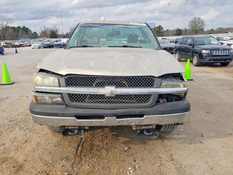 Photo 5 from auction – 2005 CHEVROLET SILVERADO with VIN 1GCEC14X25Z281702