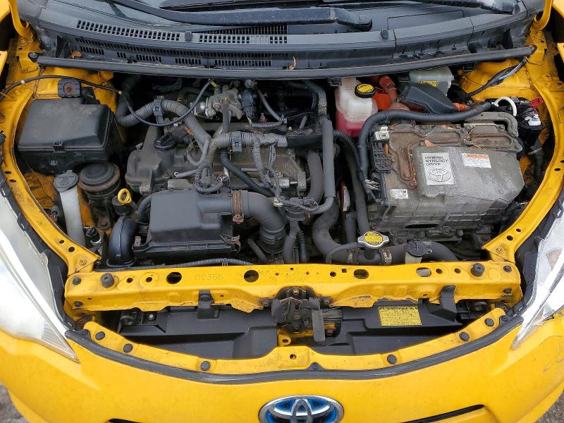 Photo 11 from auction – 2014 TOYOTA PRIUS C with VIN JTDKDTB39E1064481
