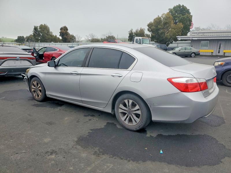 Photo 2 from auction – 2015 HONDA ACCORD LX with VIN 1HGCR2E35FA172465