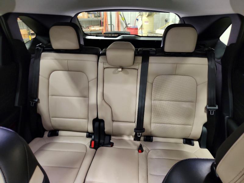 Photo 10 from auction – 2022 FORD ESCAPE SEL with VIN 1FMCU9H67NUB13941
