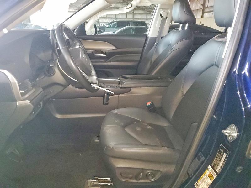 Photo 7 from auction – 2024 TOYOTA GRAND HIGH with VIN 5TDAAAA50RS005873