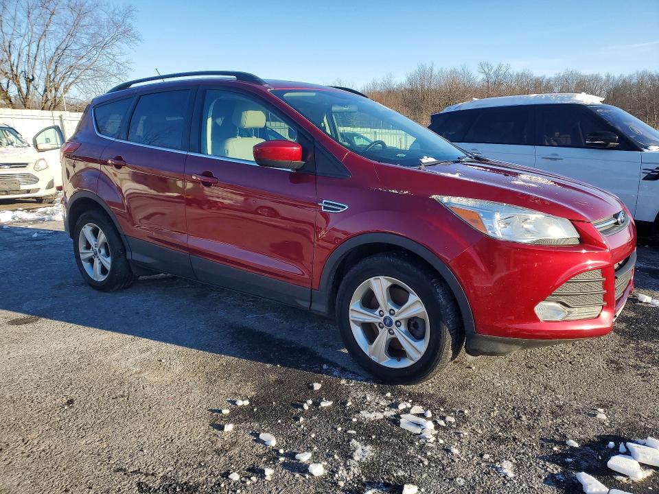 Photo 4 from auction – 2014 FORD ESCAPE with VIN 1FMCU9GX6EUA88511