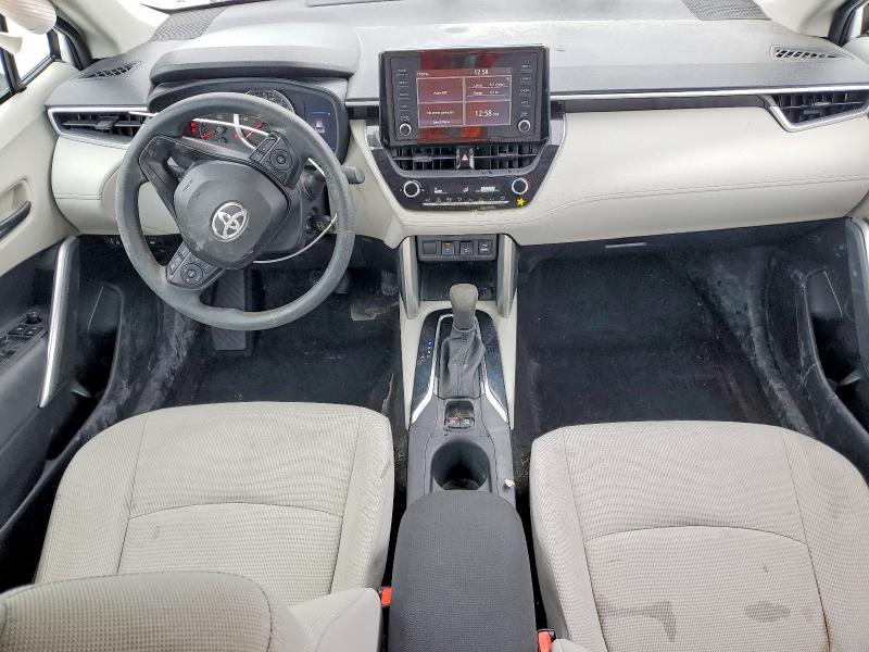 Photo 8 from auction – 2022 TOYOTA COROLLA CR with VIN 7MUAAABG4NV030663