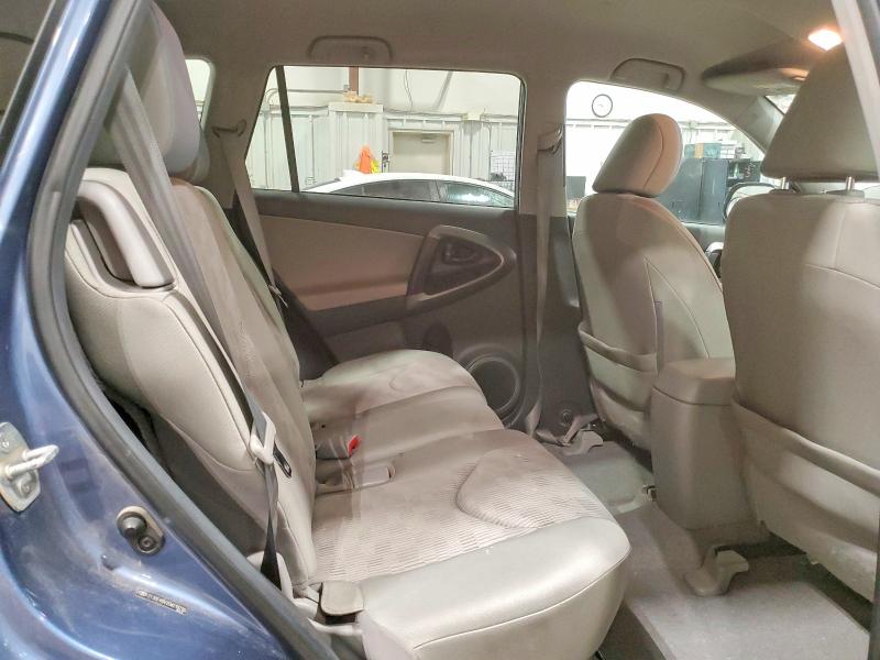 Photo 11 from auction – 2012 TOYOTA RAV4 with VIN 2T3BF4DV2CW219790