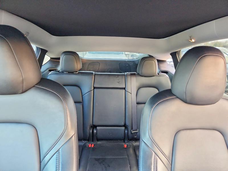 Photo 10 from auction – 2021 TESLA MODEL Y with VIN 5YJYGDEE7MF071004