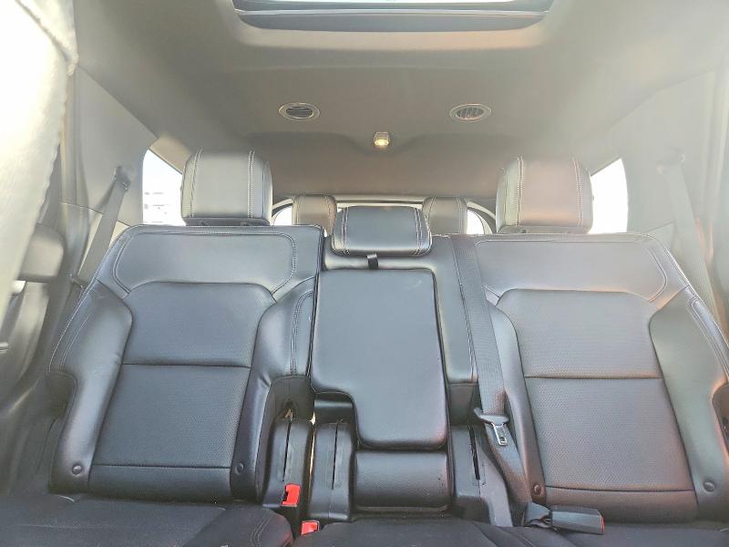 Photo 10 from auction – 2016 FORD EXPLORER L with VIN 1FM5K7F82GGC49841