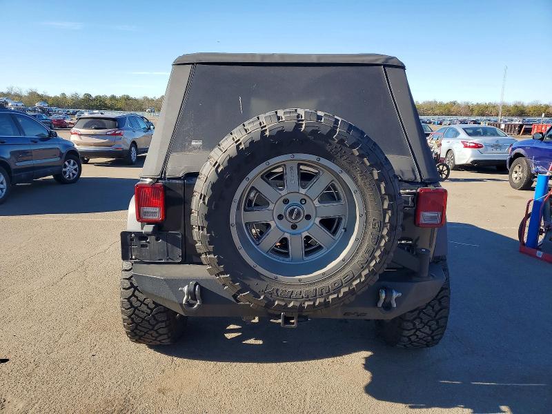 Photo 6 from auction – 2011 JEEP WRANGLER U with VIN 1J4BA6H14BL551677