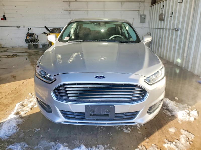 Photo 5 from auction – 2015 FORD FUSION SE with VIN 3FA6P0H75FR176001