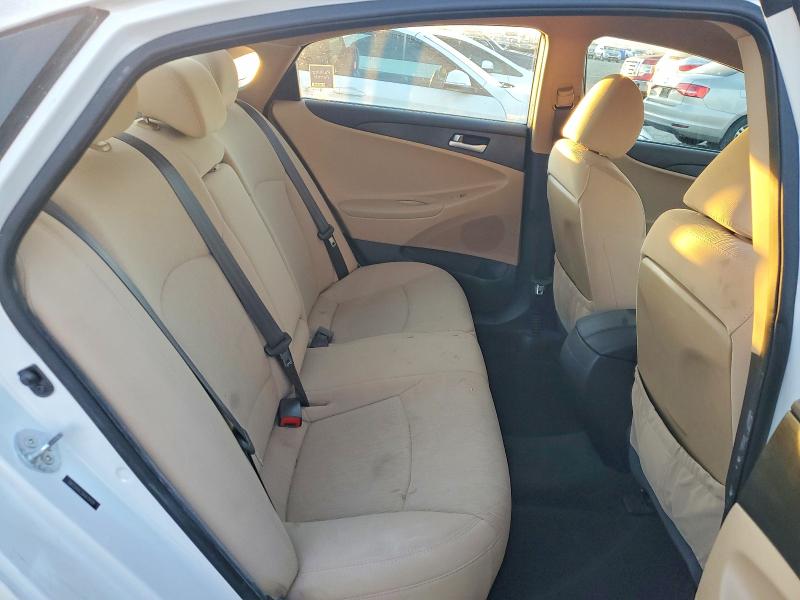 Photo 10 from auction – 2013 HYUNDAI SONATA GLS with VIN 5NPEB4AC3DH620026