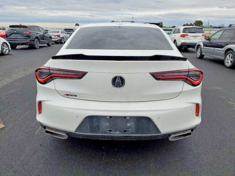 Photo 6 from auction – 2021 ACURA TLX TECH A with VIN 19UUB5F55MA010794