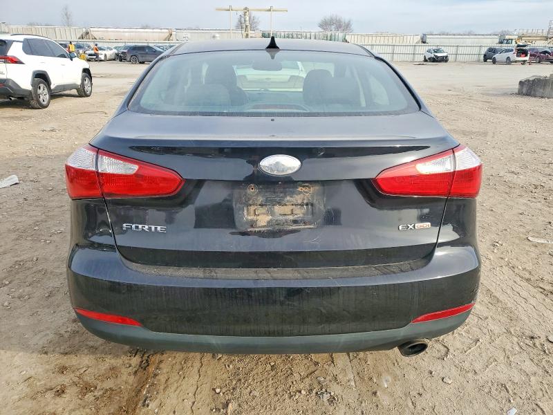 Photo 6 from auction – 2014 KIA FORTE EX with VIN KNAFZ4A83E5179413