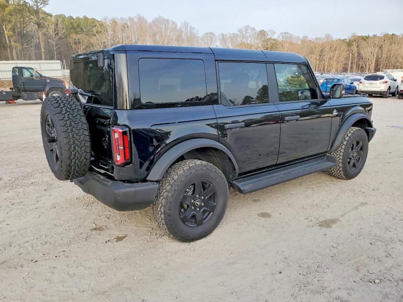 Zdjęcie 3 z aukcji – 2025 FORD BRONCO z VIN 1FMDE8BH0SLB07762