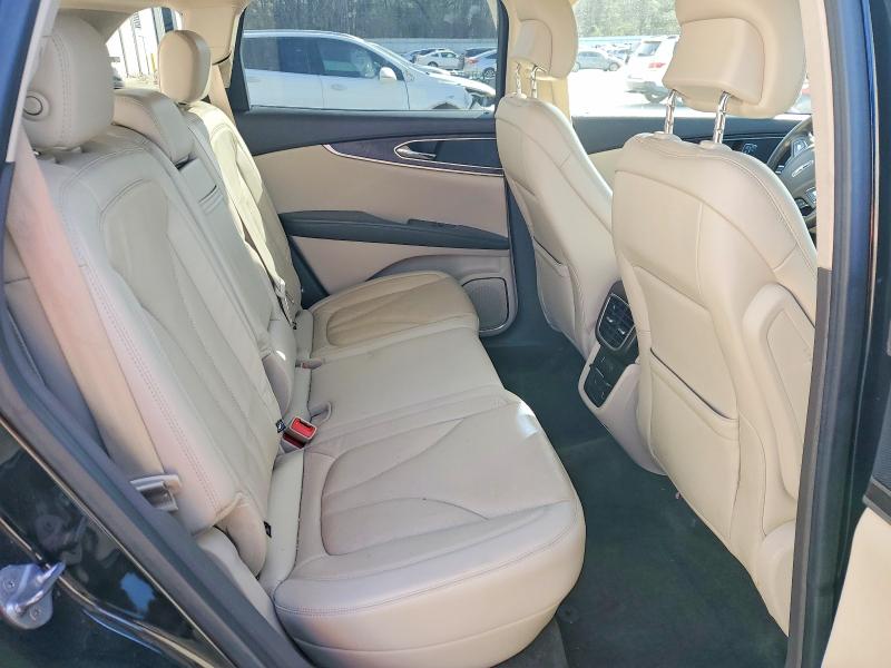Photo 10 from auction – 2017 LINCOLN MKX RESERV with VIN 2LMPJ8LP9HBL50885