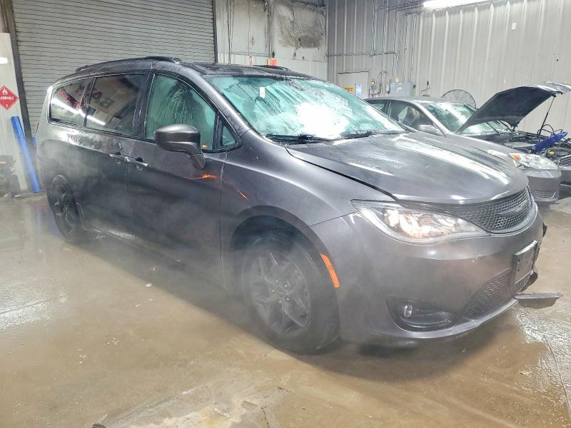 Photo 4 from auction – 2020 CHRYSLER PACIFICA with VIN 2C4RC1BG0LR281869