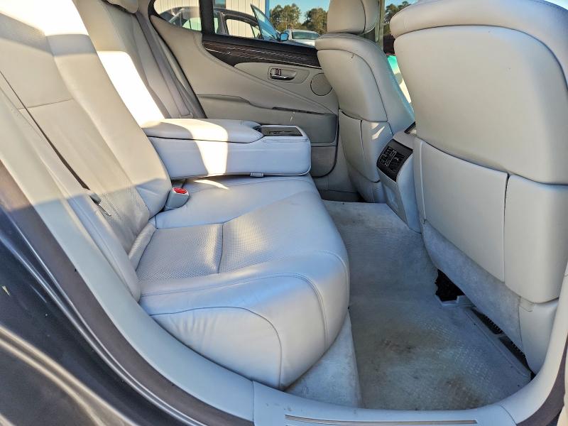 Photo 10 from auction – 2012 LEXUS LS 460 with VIN JTHBL5EF2C5112962