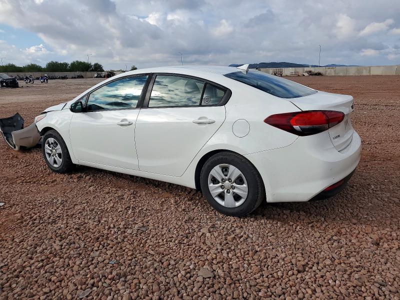 Photo 2 from auction – 2017 KIA FORTE LX with VIN 3KPFK4A76HE052954