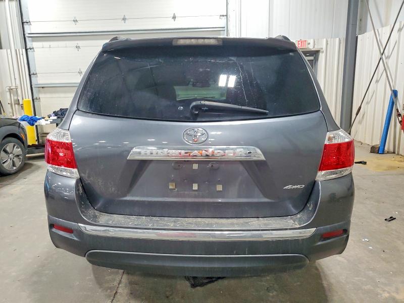 Photo 6 from auction – 2011 TOYOTA HIGHLANDER with VIN 5TDDK3EH0BS086955
