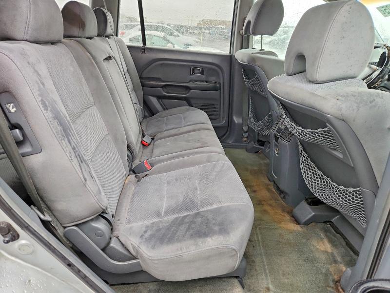 Photo 10 from auction – 2005 HONDA PILOT with VIN 5FNYF18665B043699