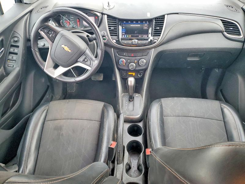 Photo 8 from auction – 2020 CHEVROLET TRAX with VIN 3GNCJLSB8LL302452